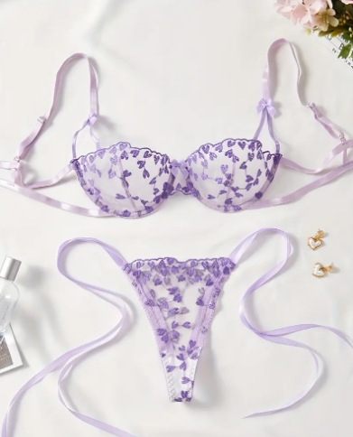 Brassiere 💗 Kalp Desenli ve 🌺 Çiçek Desenli Tanga Takımları